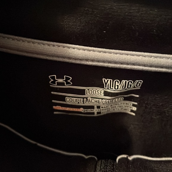 UA Jacket - Picture 3 of 4